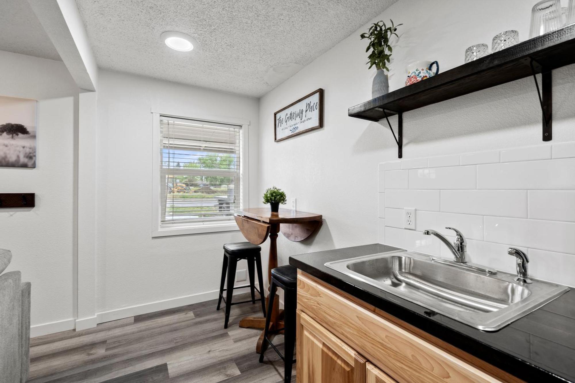 Peach Street Super Suite Medford Kültér fotó