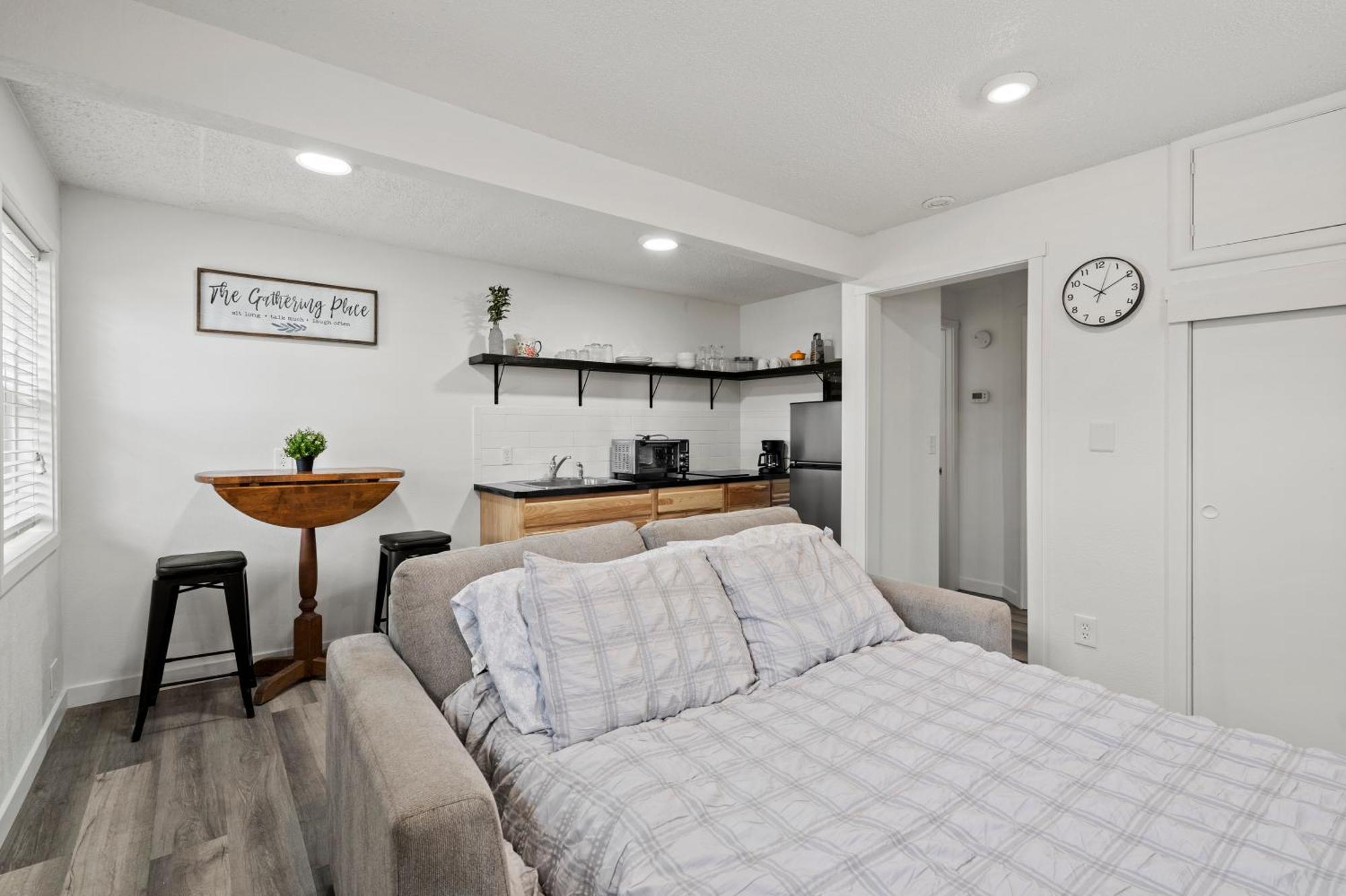 Peach Street Super Suite Medford Kültér fotó