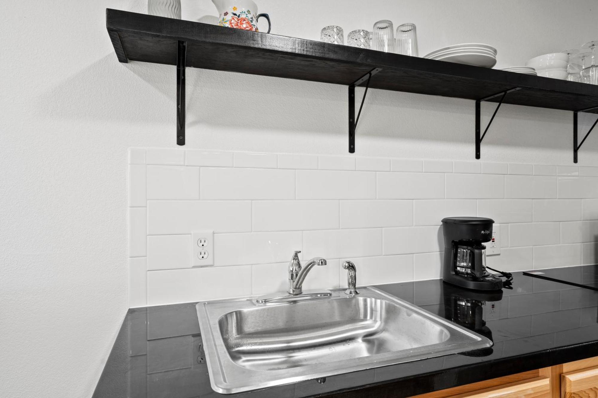Peach Street Super Suite Medford Kültér fotó