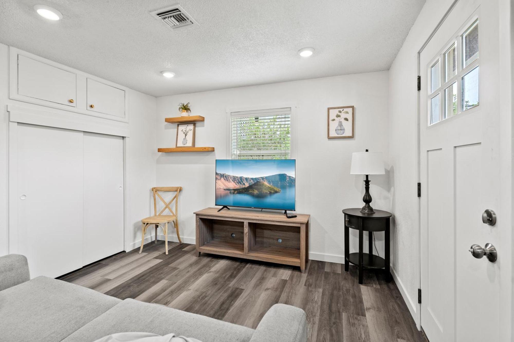 Peach Street Super Suite Medford Kültér fotó